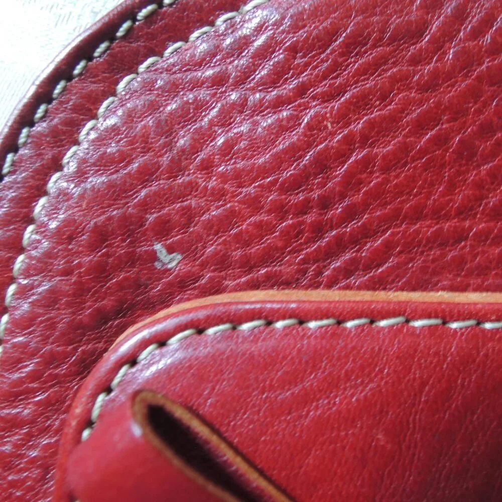 Ellington Red Leather Academia Professional Laptop Shoulder Bag